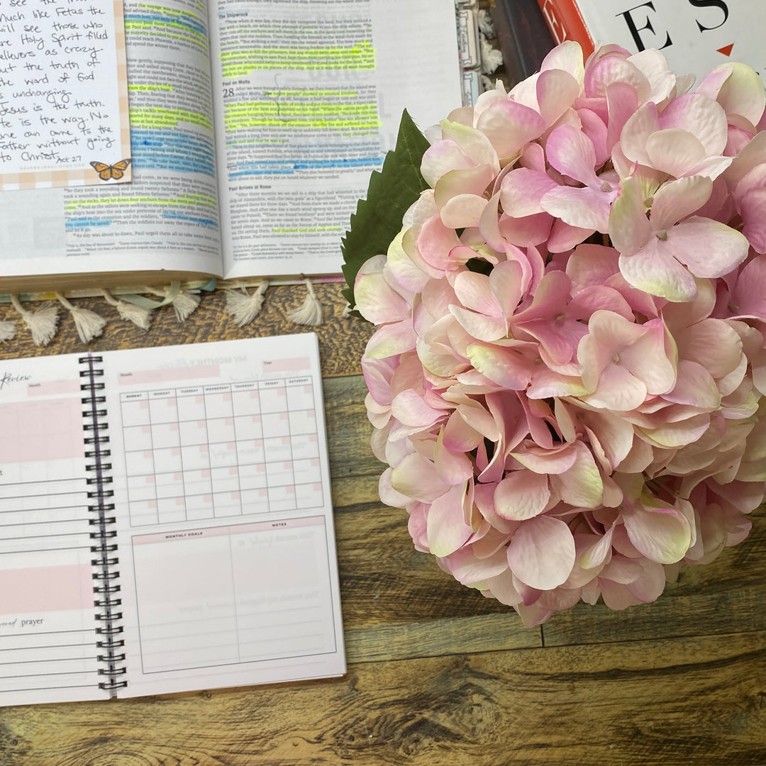 Undated Christian Weekly Planner & Goal Workbook - Bold Faith Classic Planner