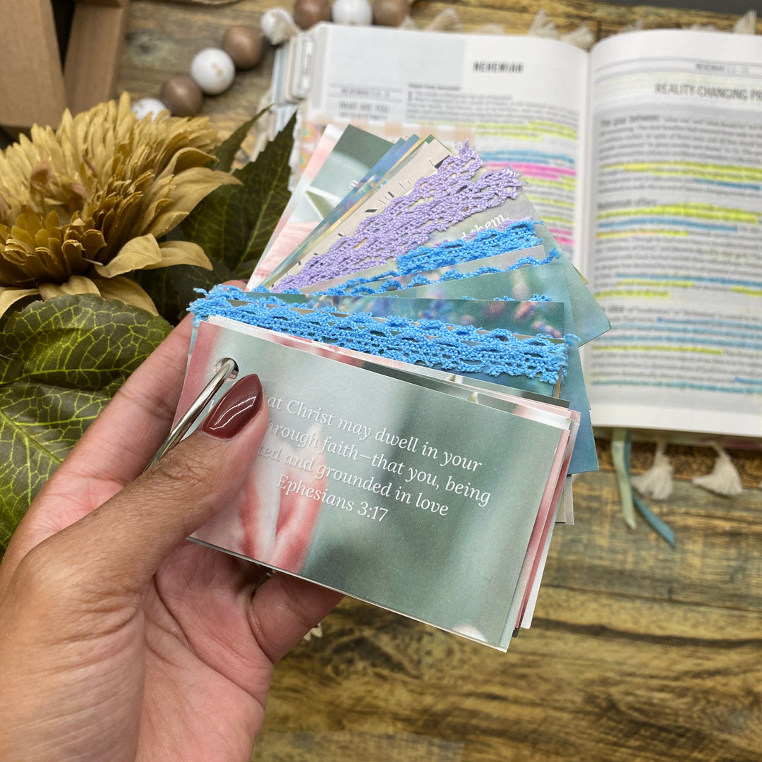Pray the Word: Bible Verse Cards Prayer Kit
