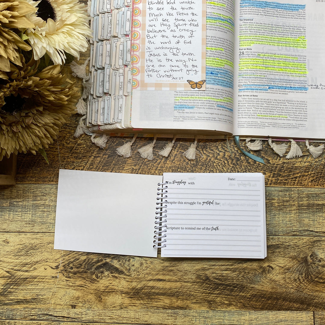 Gratitude Journal: A Daily Practice for a Peaceful Life